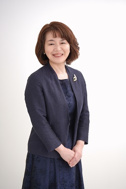 学部長 原口弥生